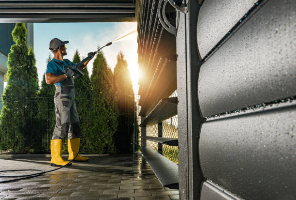 Best Driveway Pressure Washing  in Desert Aire, WA